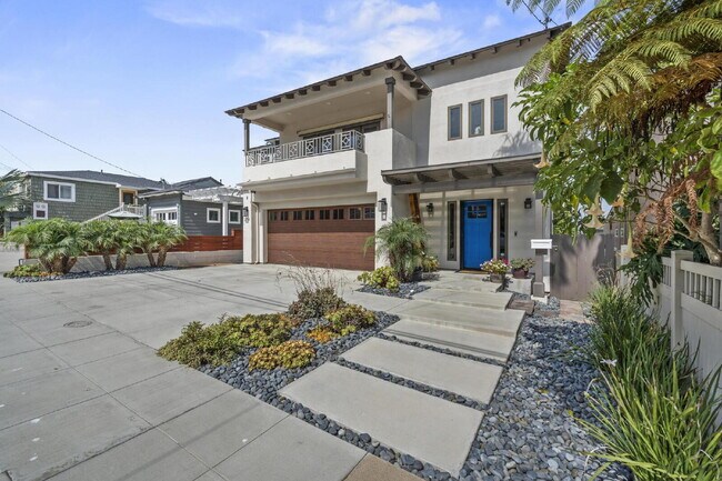 Building Photo - Stunning, Modern and Immaculate 3/BR 2.5/B...
