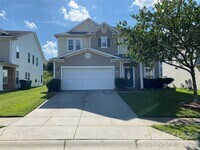 Building Photo - 12623 Cumberland Cove Dr