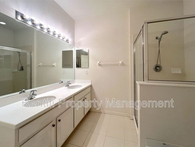 Building Photo - 9240 Gladiolus Preserve Cir