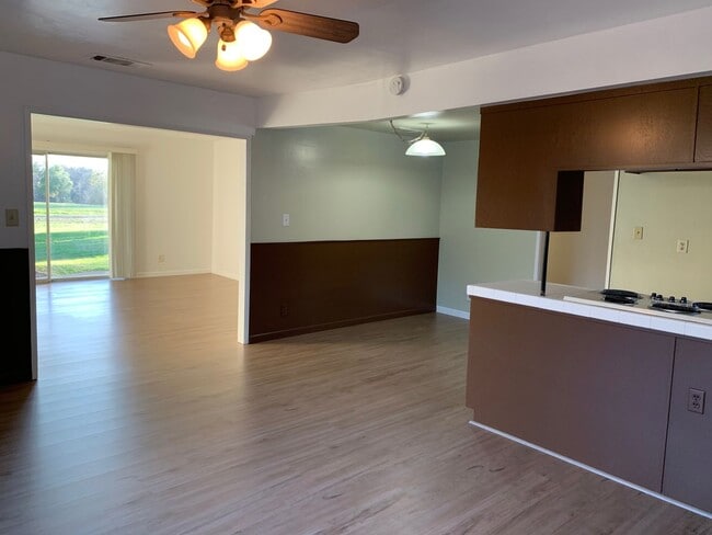 Building Photo - 4 bedroom 2 bath 2 car garage in Rocklin