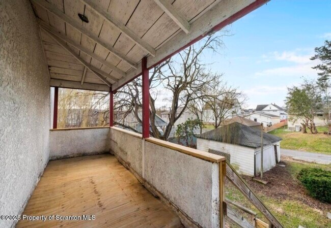 Building Photo - 1413 Bulwer St