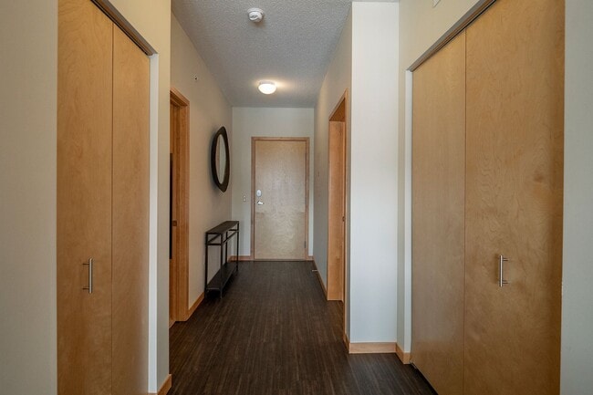 Gallery Flats Hallway - Gallery Flats