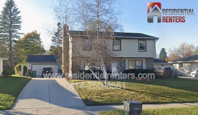 Primary Photo - 257 S Regis Rd