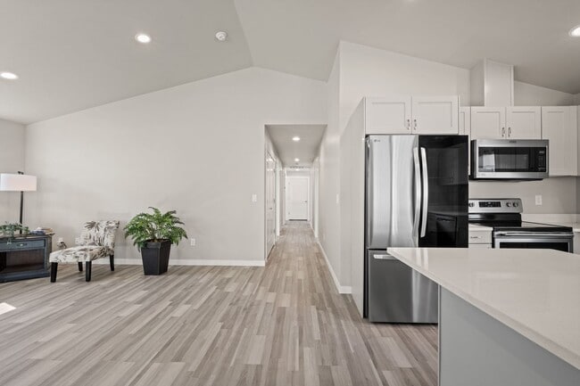 Building Photo - Home for Rent, Moses Lake