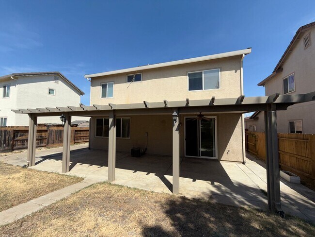 Building Photo - 6220 Orchard Hill Way