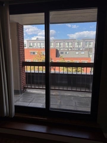 Building Photo - 85 Brainerd Rd