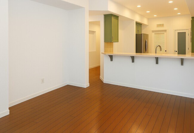 Family Room/Kitchen - 23057 Park Dulce
