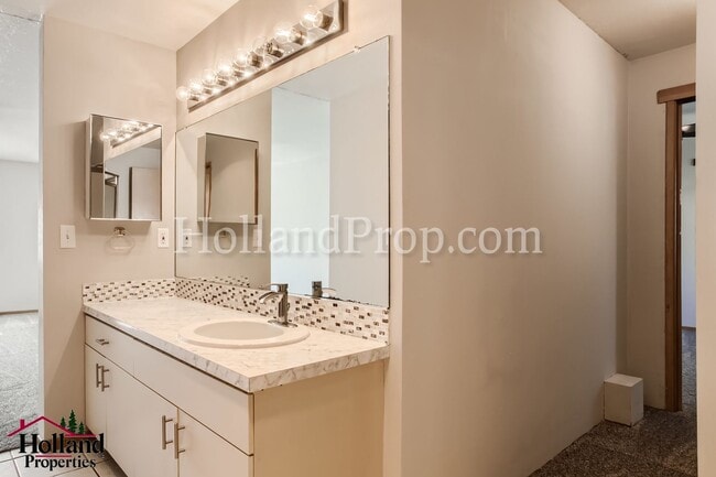 Building Photo - Step Inside the Home You’ve Been Waiting For