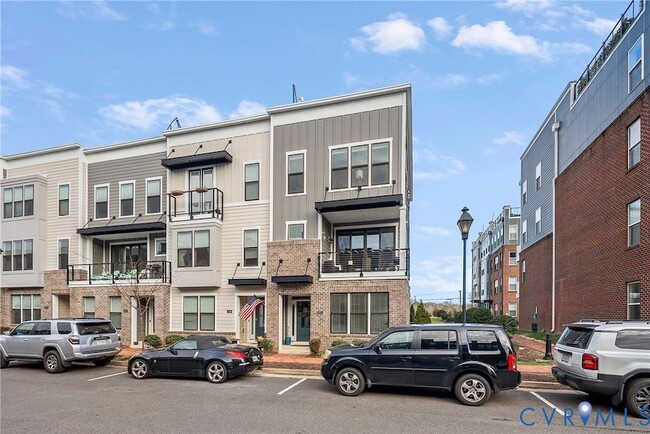 Building Photo - 5271 Old Main St