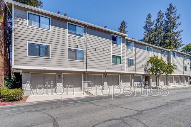 Building Photo - 297 Stonegate Cir