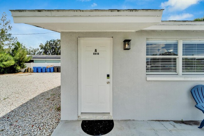 Building Photo - 8818 Rocky Creek Dr