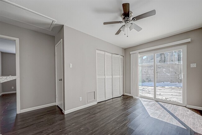 Building Photo - 7315 Housman
