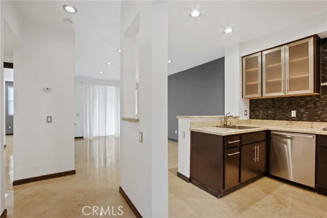 Building Photo - 52 Verdin Ln