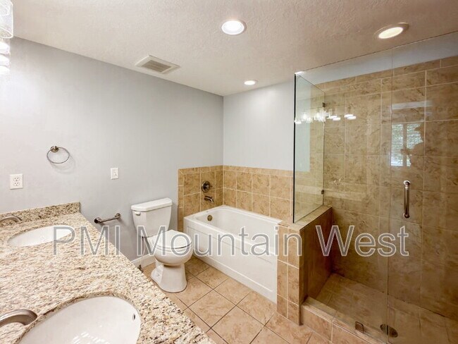 Building Photo - 88 S 900 E