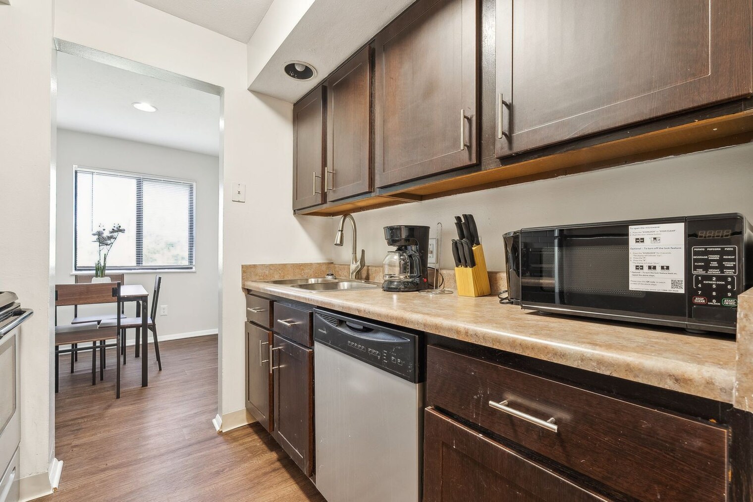 Building Photo - 124 Antelope Way
