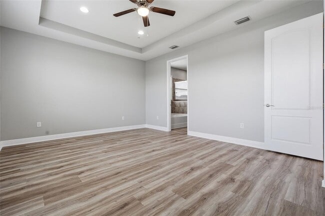 Building Photo - 15020 Trinity Fall Way