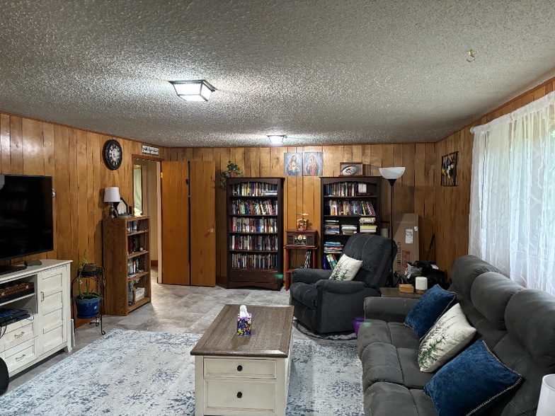 Building Photo - 1711 Terrace Ave