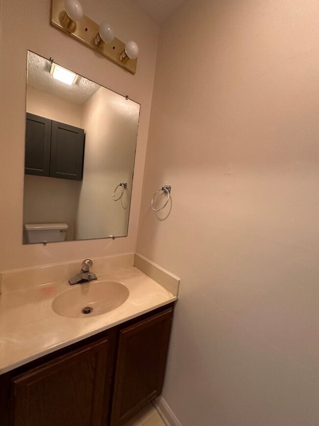 Building Photo - Colony Square Condo Available