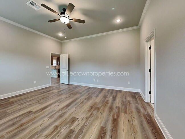 Building Photo - 2108 Gabriel Dr