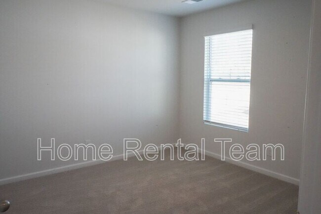 Building Photo - 416 Coconut Dr