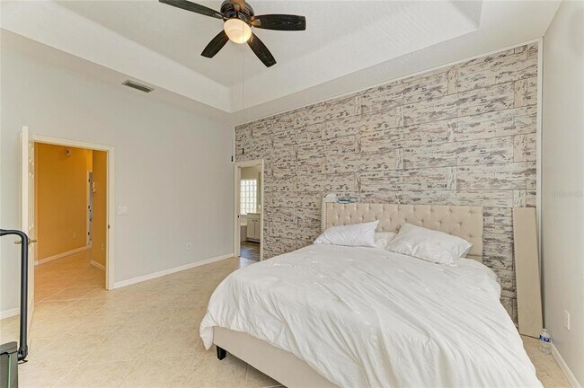 Building Photo - 7007 Bridle Path Ct