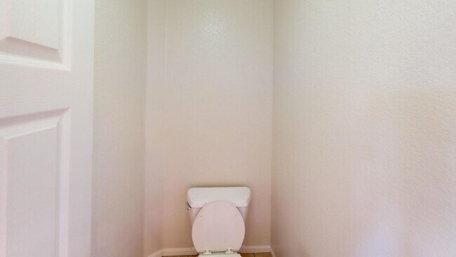 Building Photo - 4700 Hunter Peak Ct