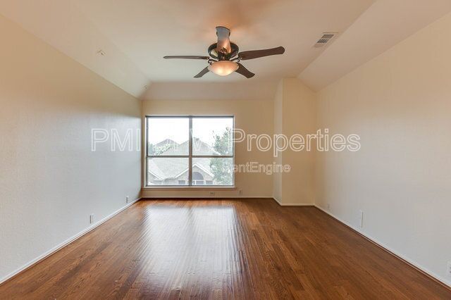 Building Photo - 6721 Hayling Way