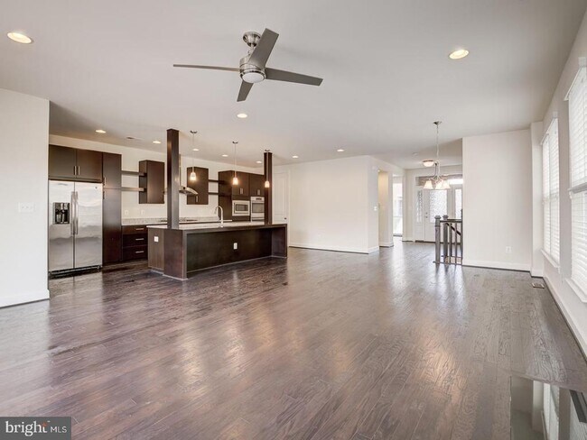 Building Photo - 20447 Codman Dr