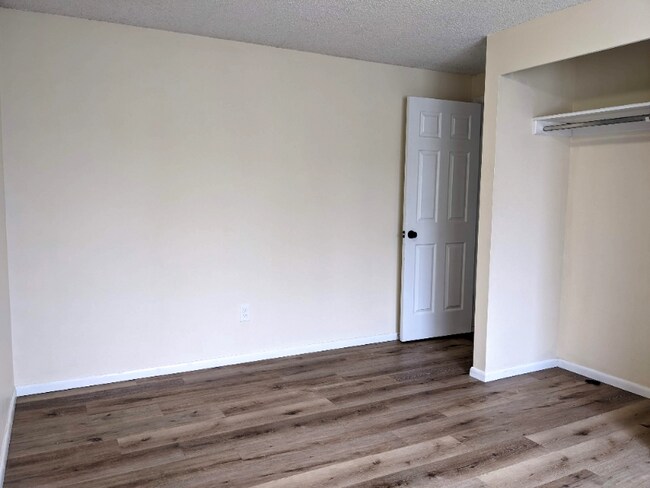 Building Photo - 1626 Walnut St