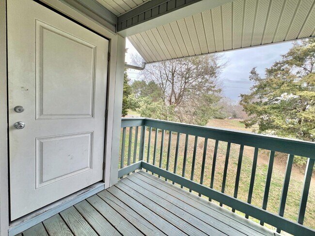 Building Photo - 11187 Harrowfield Rd