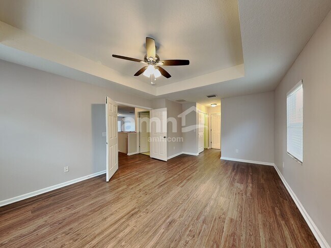 Building Photo - 10956 Willow Ridge Loop