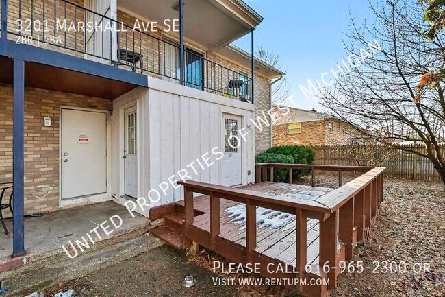 Building Photo - 3201 Marshall Ave SE