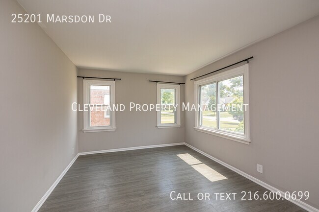 Building Photo - 25201 Marsdon Dr