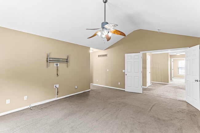 Building Photo - 49896 Parkside Dr