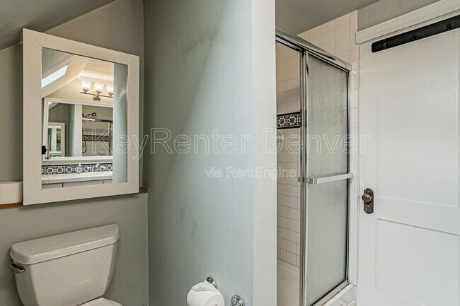 Building Photo - 2141 Irving St