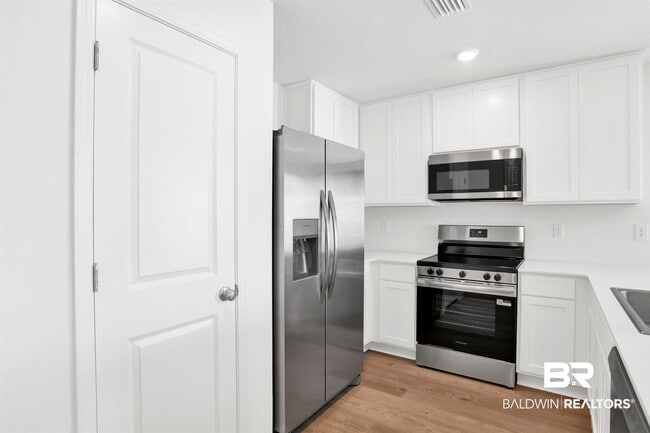 Building Photo - 15417 Furlong Loop