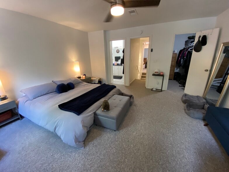 Master Bedroom - 8604 Willowick Drive