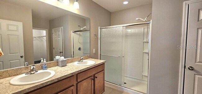 Building Photo - 28202 Arrowhead Cir