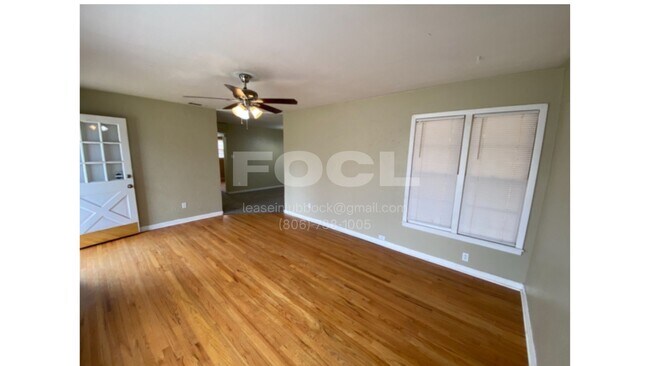 Building Photo - Cute 2-bedroom 1 bath, Centrally Located