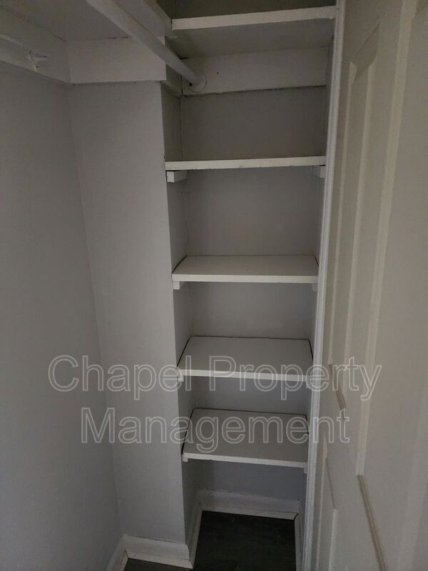 Building Photo - 4063 Balwynne Park Rd