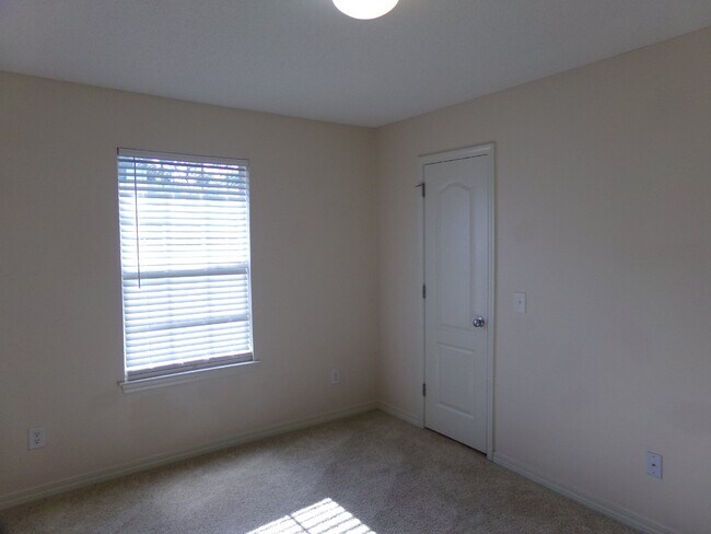 Building Photo - Beulah 4BR Home in Audrey Plantation Near Navy Federal with Side-Entry Garage & Fenced Backyard
