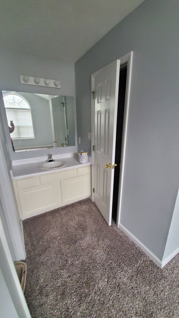 Building Photo - 3 Bedroom/3 Bath Ranch Close to Fort Liberty