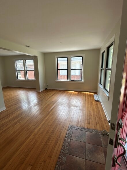 Building Photo - 4644 French St