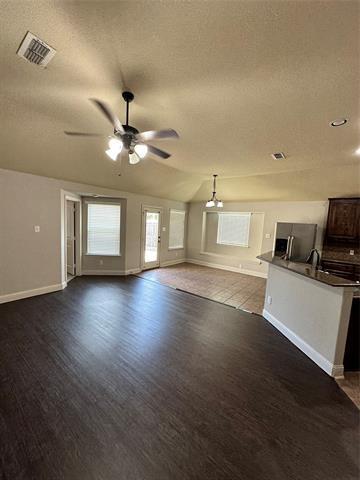 Building Photo - 2036 Allyson Dr.