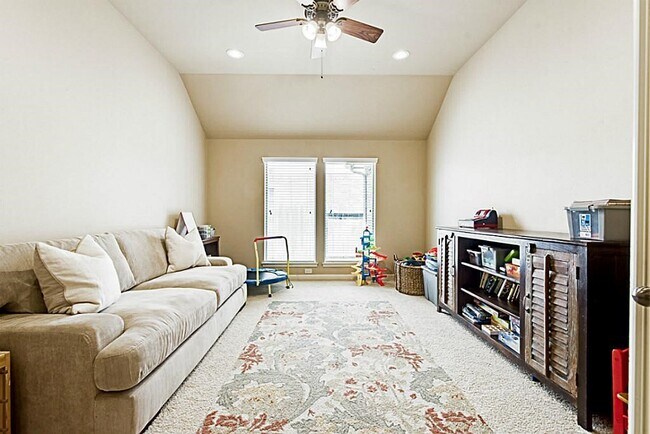 Building Photo - 2930 Pheobe Trce