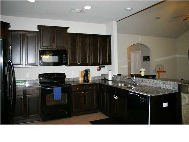 Building Photo - 658 Red Fern Rd