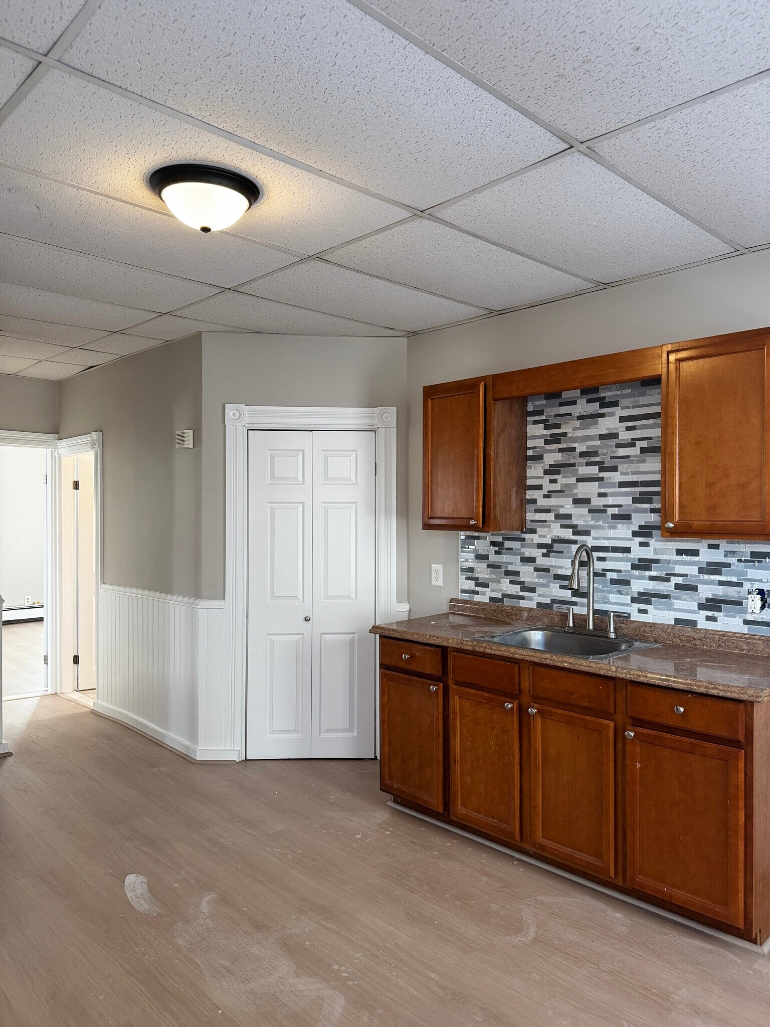 Building Photo - 580 Park Ave