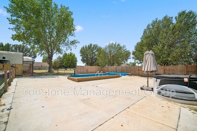 Building Photo - 11665 N 156th E Ave