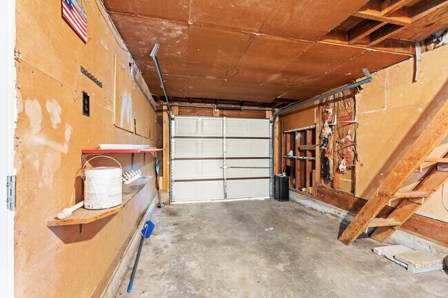 Building Photo - 3132 NW 44th St