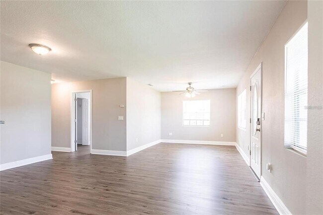 Building Photo - 6230 S Martindale Ave